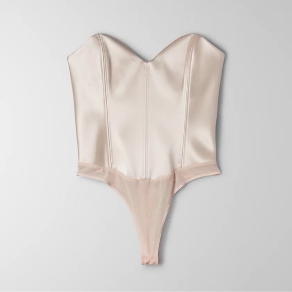 Aritzia Tops - Aritzia Ten by Babaton Blaze strapless bodysuit